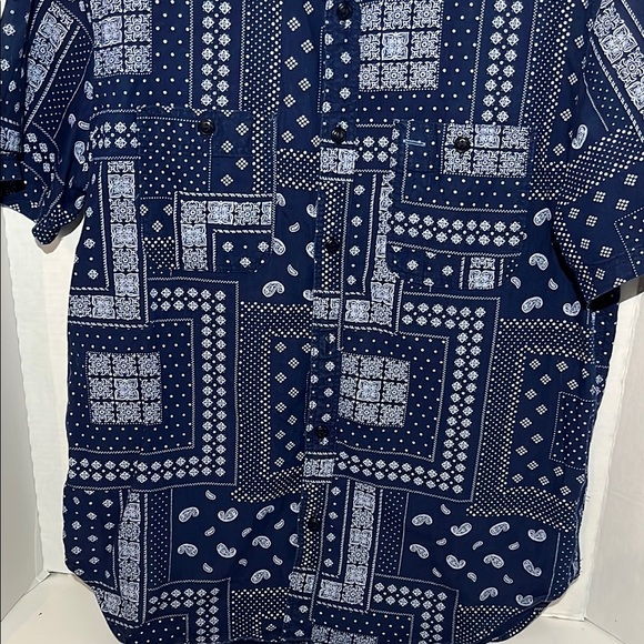 GAP Blue Casual Button Down Shirt with Bandana Pattern - Picture 4 of 6